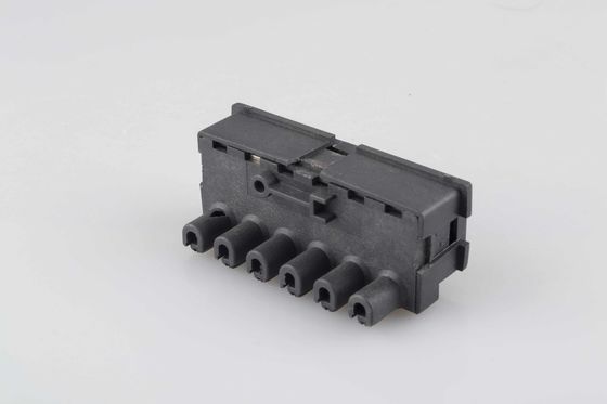 203 - 301 mm Części wtryskowe z tworzywa sztucznego Wtryskiwacz akumulatora do 3-stykowego złącza Molex Micro Con
